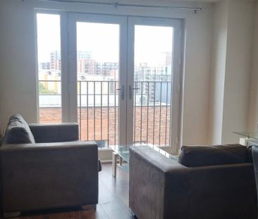2 Bed Flat, Wilburn Basin, M5 - Photo 6