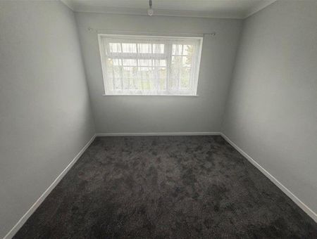 Regis Road, Luton - Photo 2