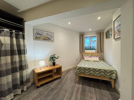 Room in a Shared House, Deanfield Gardens, CR0 - Photo 5