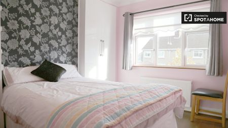 Cosy room to rent in house in North Central Area, Dublin - Photo 4