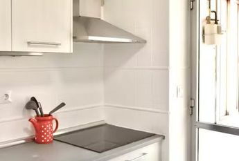 Calle de la Liberación, Madrid, Community of Madrid 28033