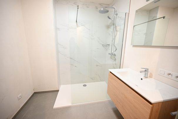 NIEUWBOUW gelijkvloers appartement met ZONNIG terras & tuin - Photo 1