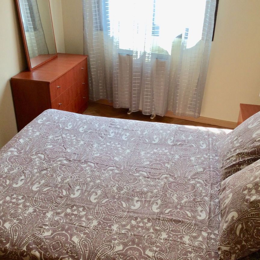 Piso de alquiler en Calle de las Almortas, 32, Valdeacederas - Photo 1