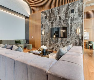 For Lease - 3240 William Coltson Avenue Unit# 509, Oakville, Ontario - Photo 1