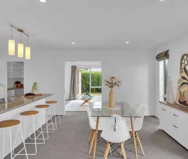 WIGRAM - 4 BEDROOMS, 2 LIVING, 2 BATHROOMS, HEATPUMP, DOUBLE GARAGE - Photo 1