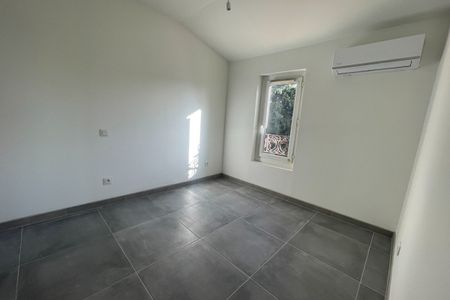 Maison en duplex - 63m² 1000€ c.c - Campagne des Milles - Photo 3