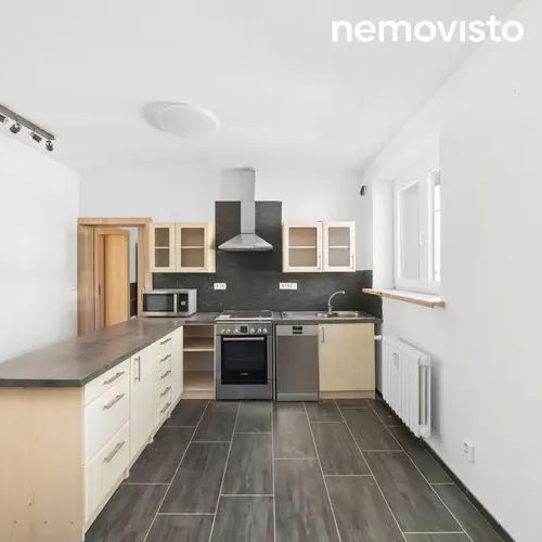 Pronájem, cihlový byt 2+1, Ostrava - Hrabůvka, ul. Jubilejní, 68 m - Фото 1