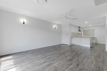 RENOVATED SPACIOUS 2 BEDROOM UNIT IN MACKAY CBD - Photo 5