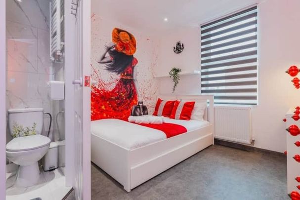 Room in a Shared House, Trent Road, NG2 - Photo 1