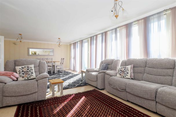 3 bedroom flat - penthouse - Photo 1