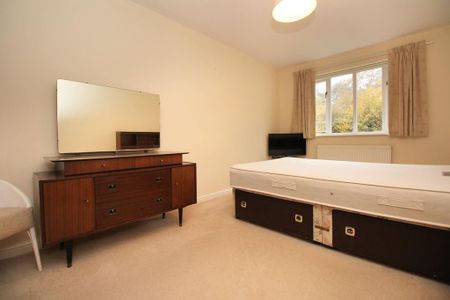 3 bedroom detached house to rent - Photo 4