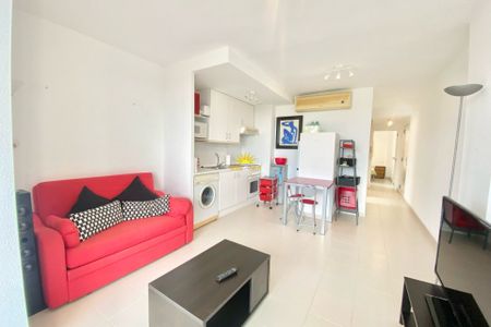 2 BEDROOM APARTMENT IN GUARDAMAR DEL SEGURA - Photo 3