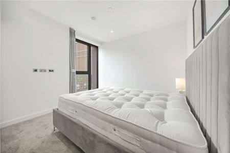 A brand newly built one double bedroom apartment in the popular Paddington Green development. - Photo 5