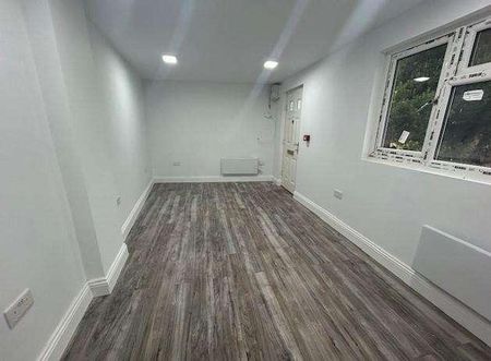 Bath Road, Hounslow, TW5 - Photo 4