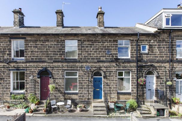 2 bedroom house to rent - Photo 1