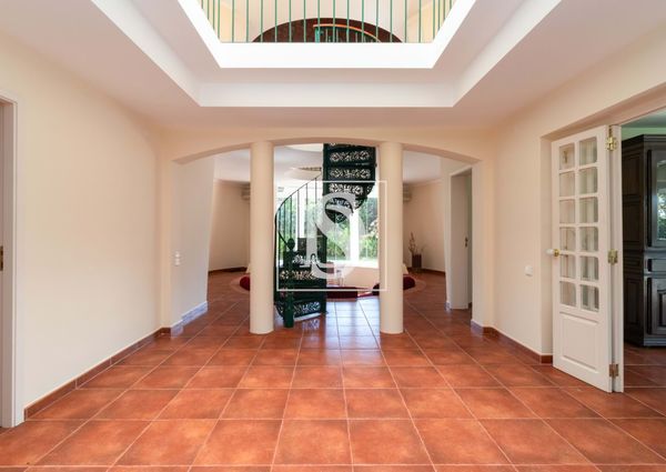 Moradia T8 em Setúbal