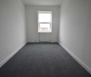 2 bed Flat for Rent - Photo 4