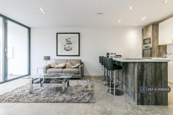 2 bedroom terraced house to rent - Photo 1