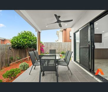 8/29 Tick Street, Mount Gravatt East, Qld 4122 - Photo 2