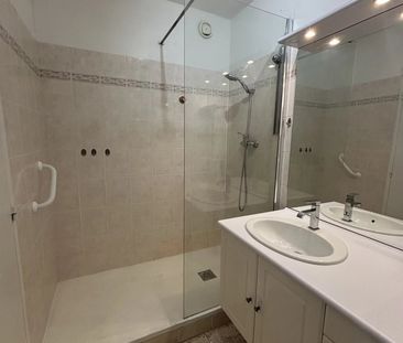 Location Appartement 3 pièces 72m² NIMES 30000 - Photo 5