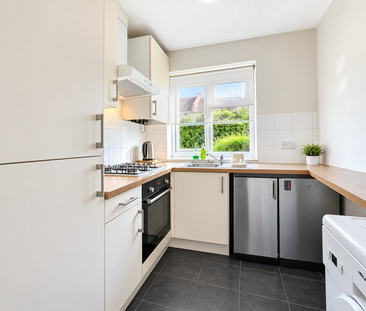 2 bedroom maisonette to rent - Photo 6