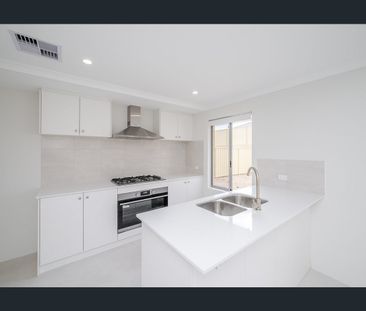 Brand new home awaits - Photo 5