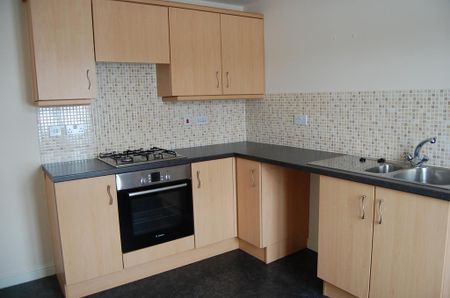 3 bedroom terraced house to rent - Photo 3