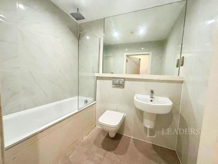 1 bedroom flat to rent - Photo 5