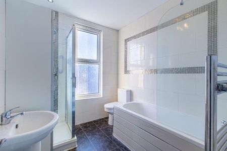 Strathmore Avenue - Photo 5