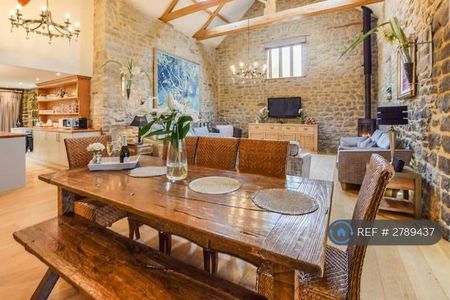 3 bedroom detached house to rent - Photo 4