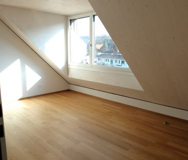 Exklusive Dachwohnung an ruhiger Wohnlage im beliebten Arlesheim - Foto 4