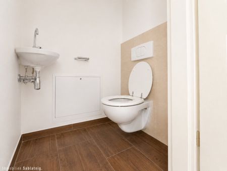 Charmante 2-Zi-Wohnung in Imbach mit Terrasse, Garage & moderner Einbauküche! - Photo 2