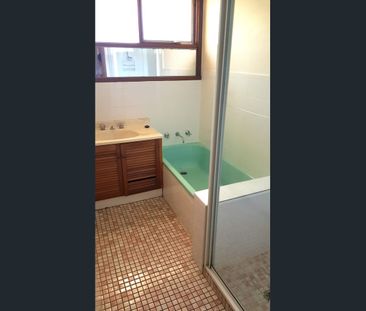 No Car? No Problem! - Photo 2