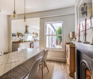 3 bedroom terraced house to rent - Photo 6