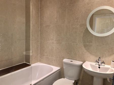Pyecroft Street - Photo 2