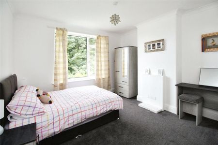 2 bedroom semi-detached house to rent - Photo 2