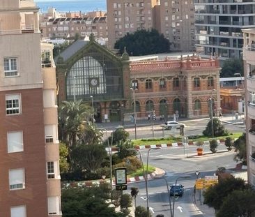 Alquiler de piso en Barrio San Luis - Los Molinos - Photo 2