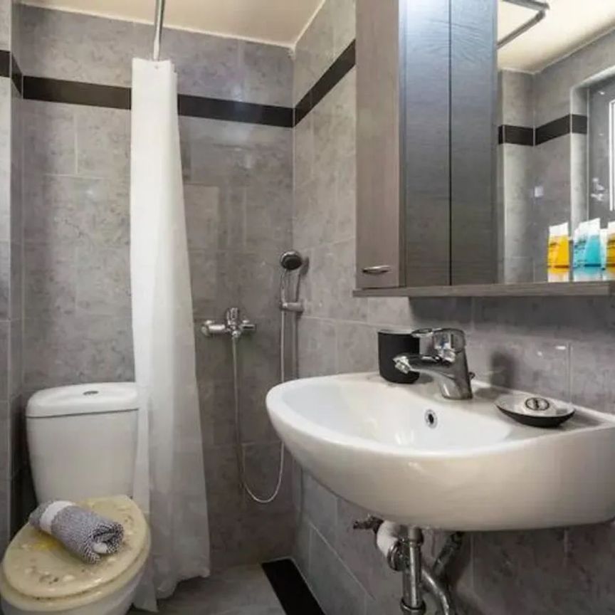 Ενοικίαση κατοικίας, 60 τ.μ., Αθήνα, 750 € - Photo 1