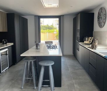 Linda Vista Baja, San Pedro de Alcantara, Andalusia 29660 - Photo 4