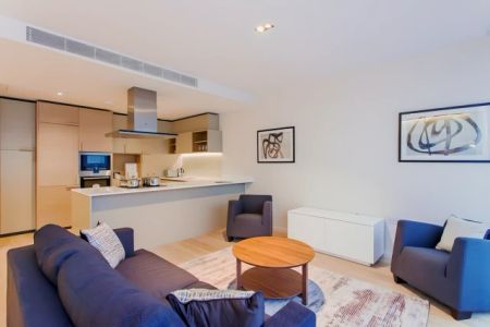 3 Beds 3 Baths - Photo 2