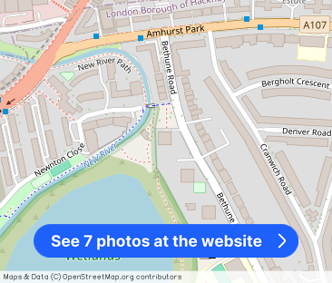Bright double room in spacious 12th-floor flat with stunning reserv... - Photo 1