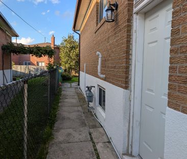 For Lease - 30 Watney Crescent Unit# Basement, Toronto, Ontario - Photo 3