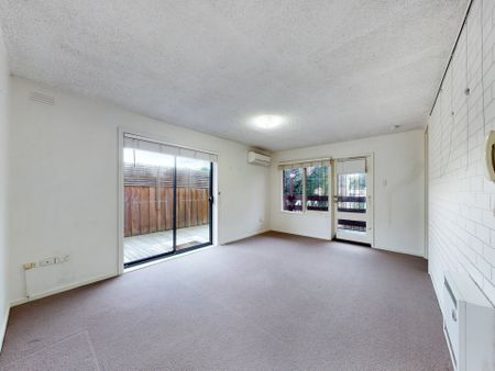 1/4 George Street, North Melbourne - Photo 4