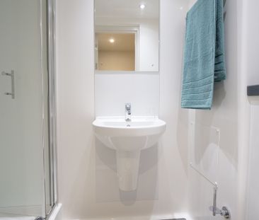 1 Bed Student Accommodation - Photo 6
