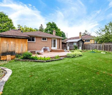 For Lease - 10 Holman Crescent Unit# Lower, Aurora, Ontario - Photo 1