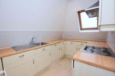 2 bedroom flat to rent - Photo 5