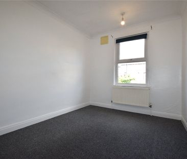 32, Dalton Road, Leeds, West Yorkshire, LS11 7NQ - Photo 2