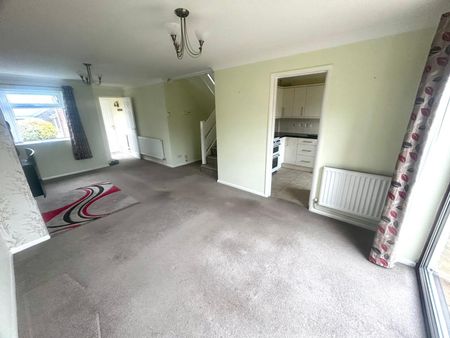 Redwood Road, Yeovil - Photo 2