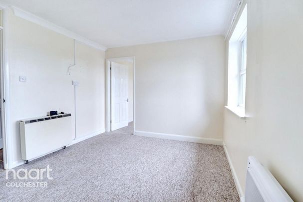 3 bedroom apartment to rent - Photo 1