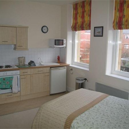 1 bedroom apartment to rent - Photo 3